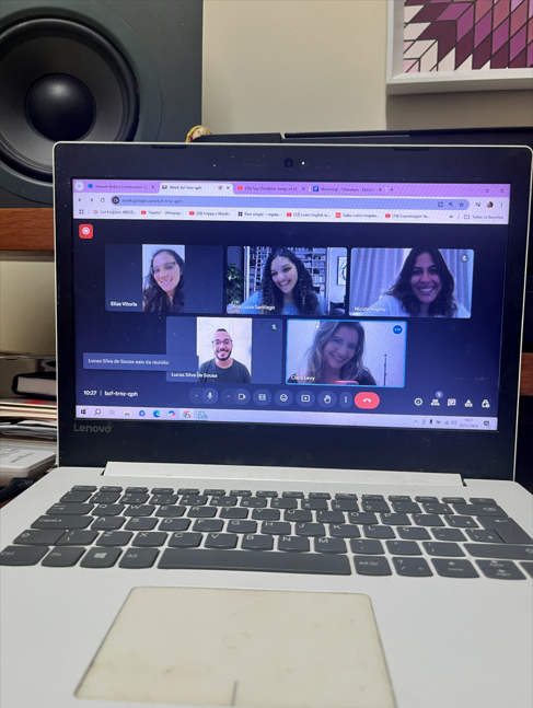 Aula em grupo